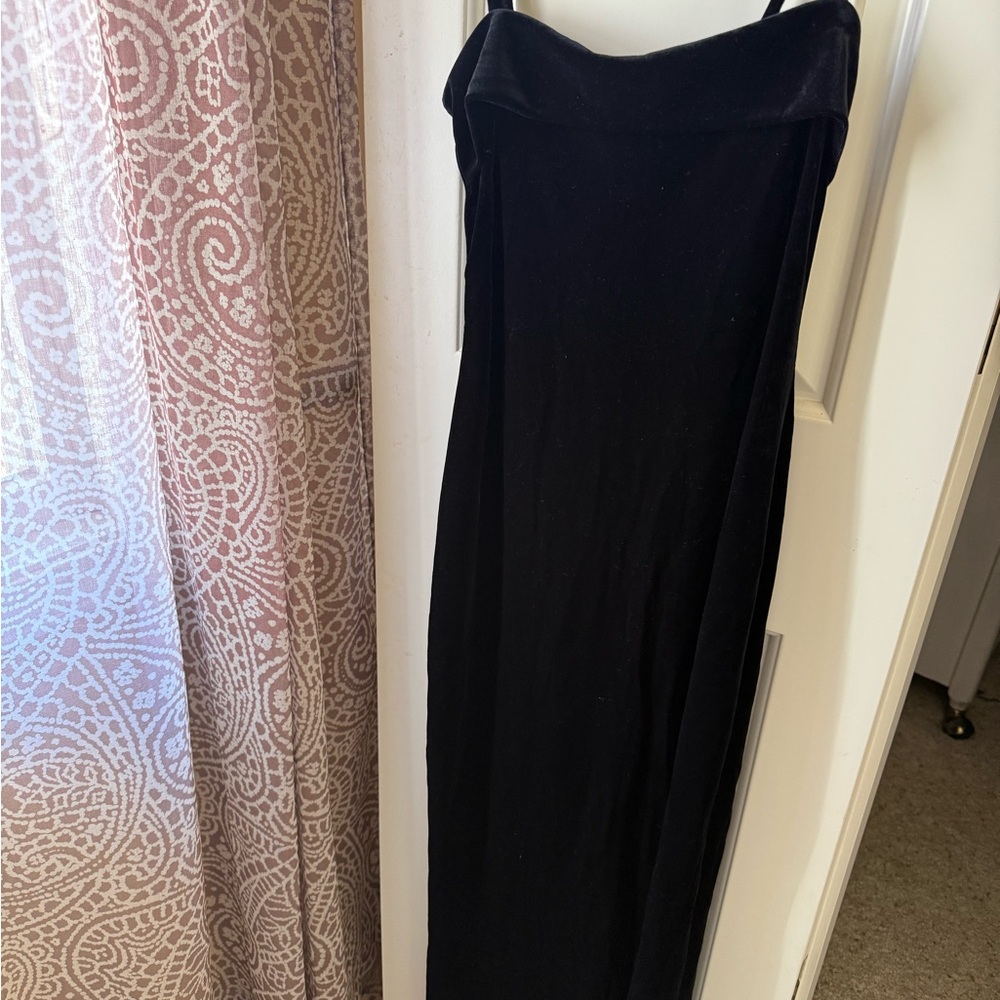 Vintage Elegant Black Velvet dress
